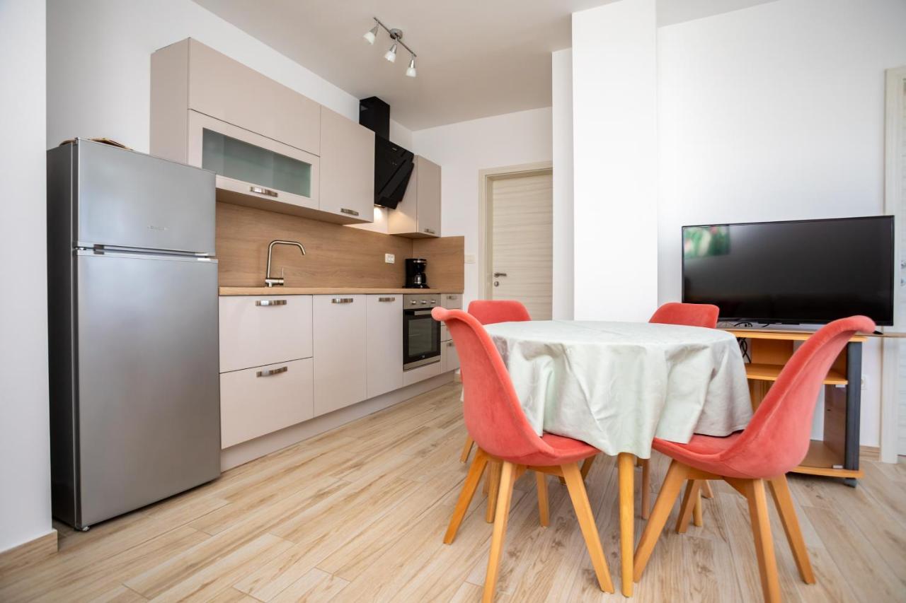 Apartments Jelena Vantacici Eksteriør billede